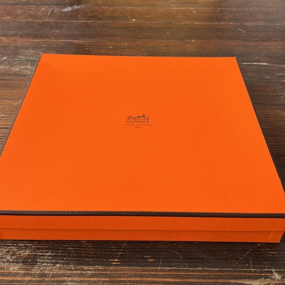 HERMES Scarf Wrap Headwrap Accessory - Picture 2 of 6